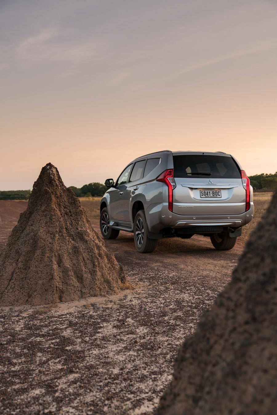  Mitsubishi Pajero Sport Exceed 2015 года  (AU) (фото 38 из 40)